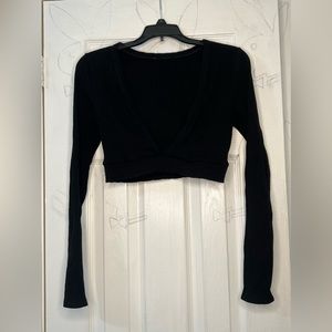 Long sleeve cropped shirt